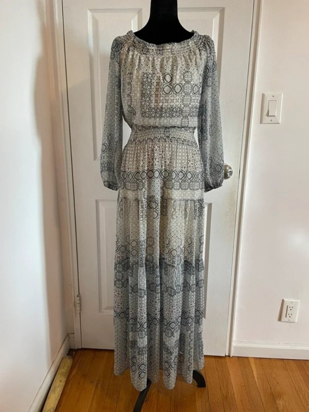 Abercrombie & Fitch Women’s Blue Ivory Dress XS NWT